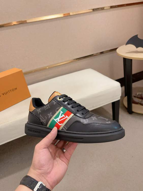 Picture of Louis Vuitton Shoes _SKULVsz38-44hnh021314981